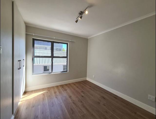 1 bed property to rent in RONDEBOSCH